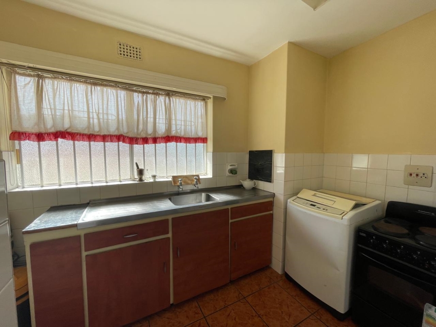 1 Bedroom Property for Sale in Oostersee Western Cape